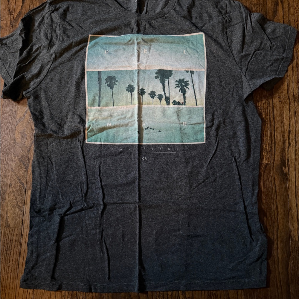 Old Navy Gray Palm Tree Graphic Tee